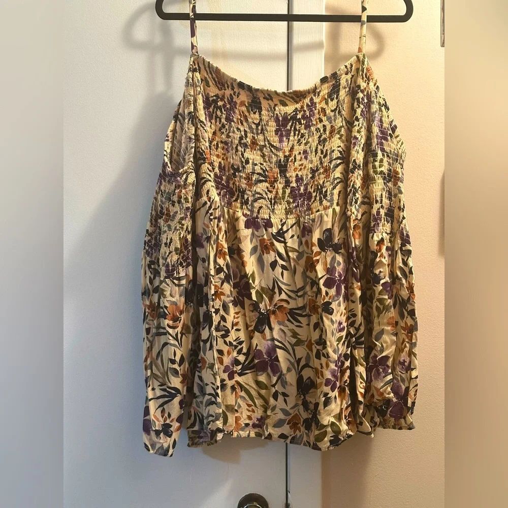 Torrid cold shoulder belle sleeve top